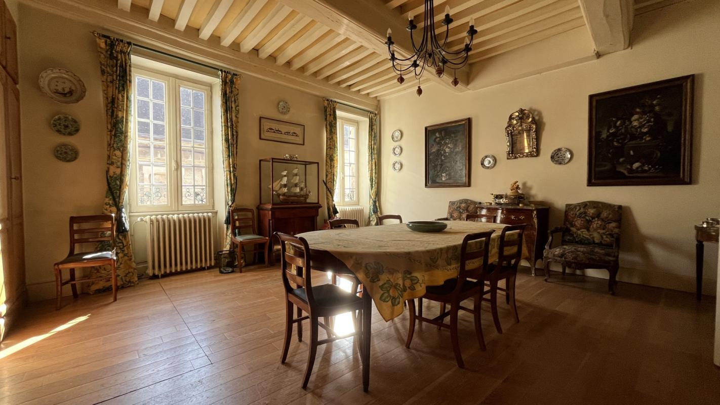 Maison à vendre, 340m², Autun