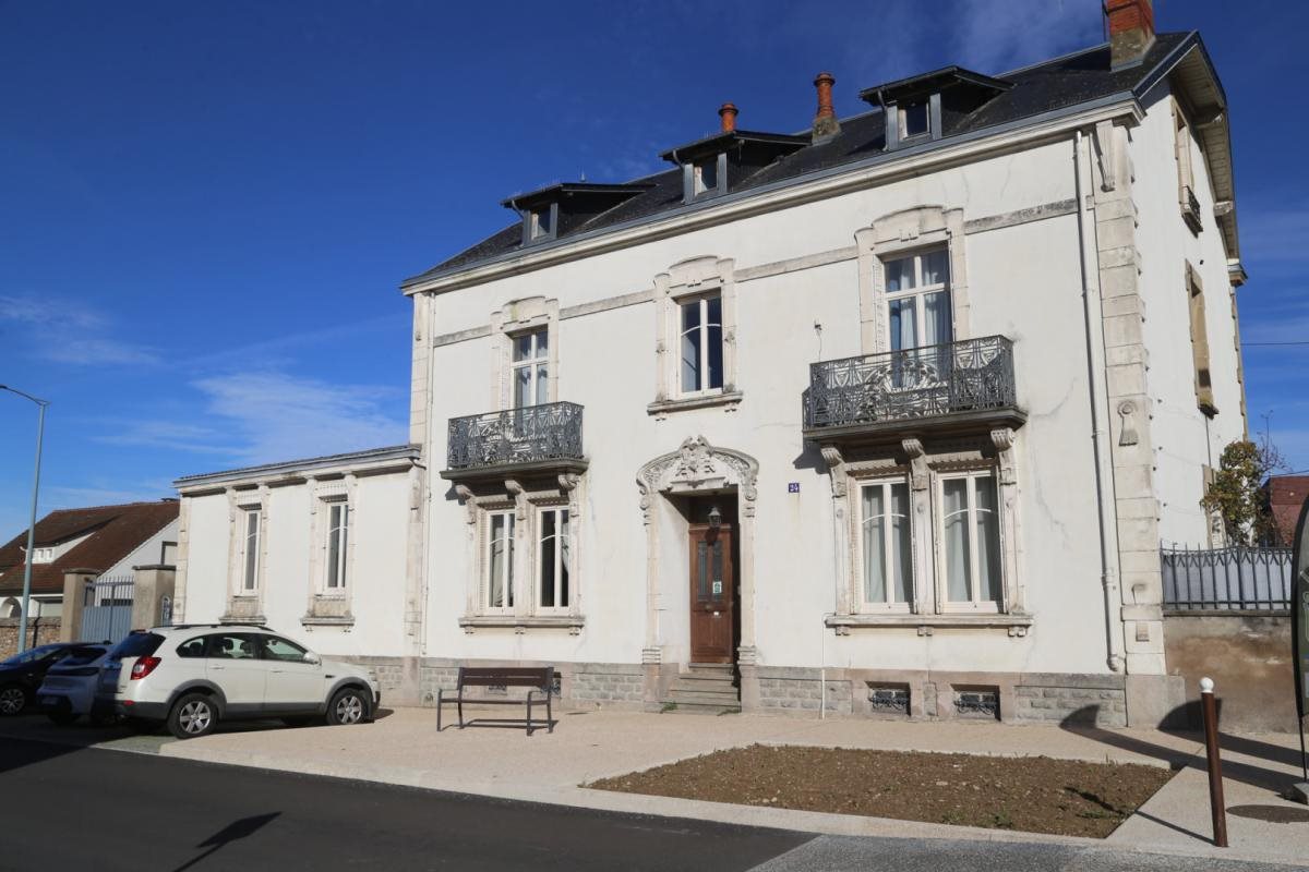 Maison à vendre, 300m², Autun