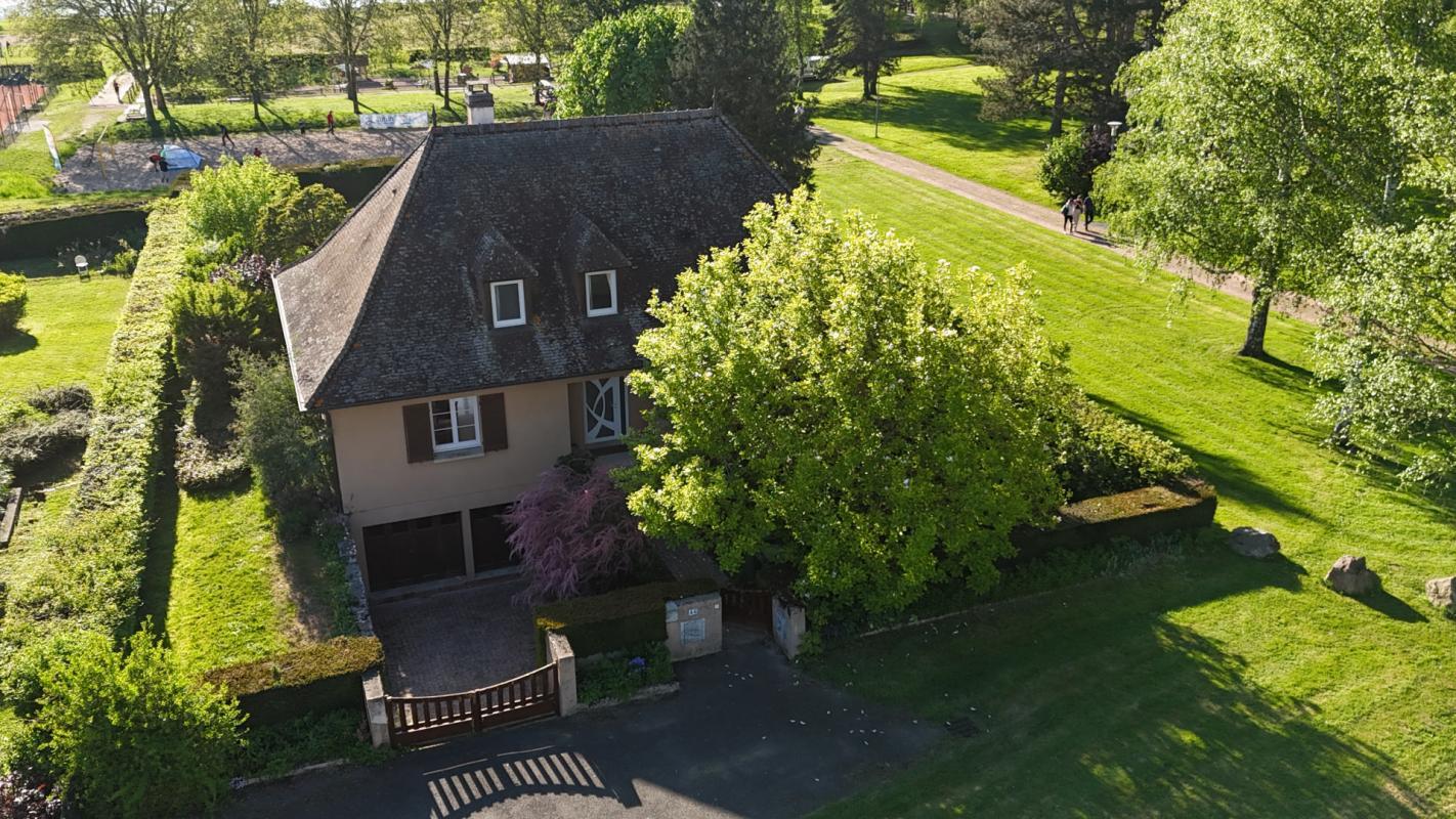 Maison à vendre, 190m², Autun