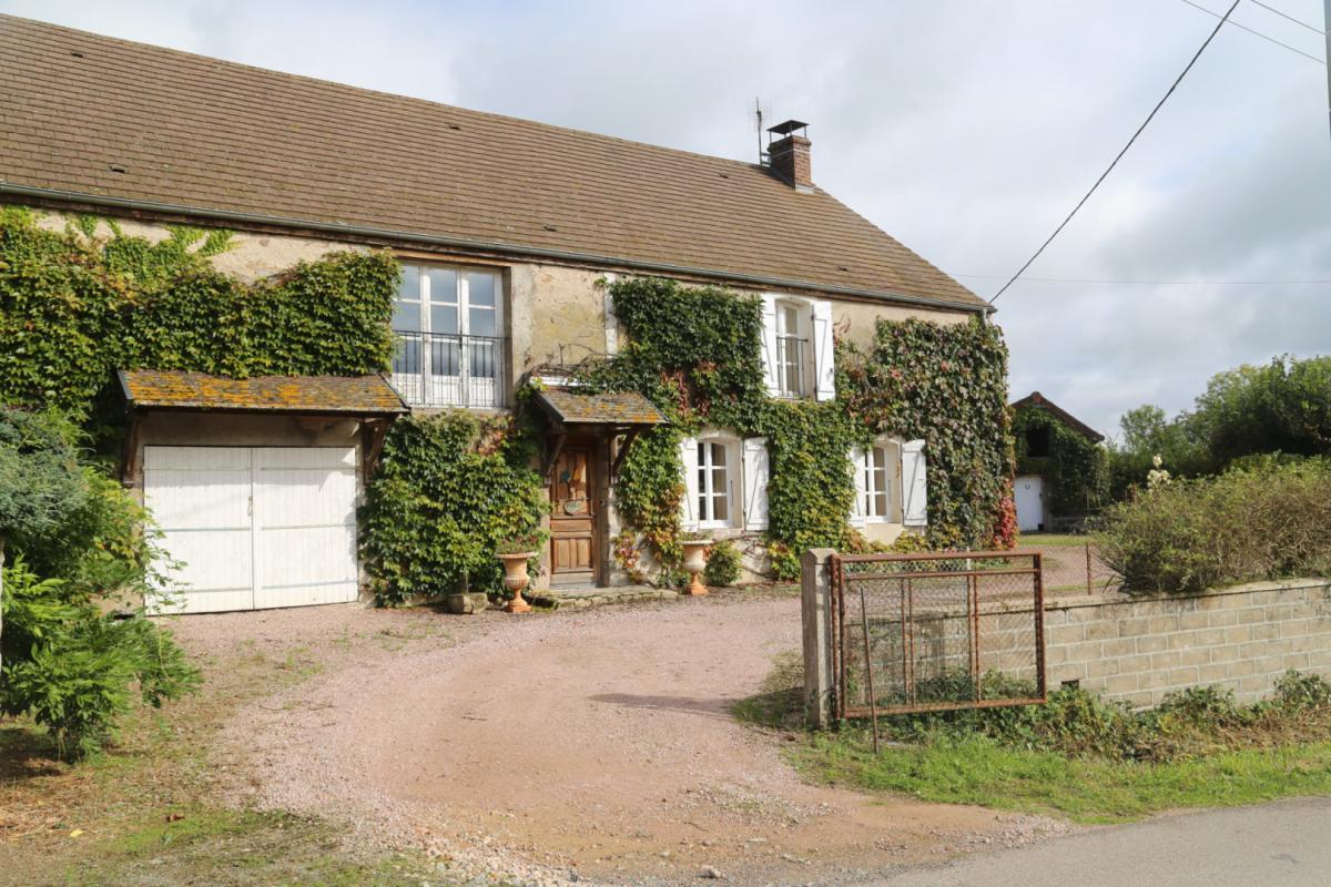 Maison à vendre, 258m², Charbonnat