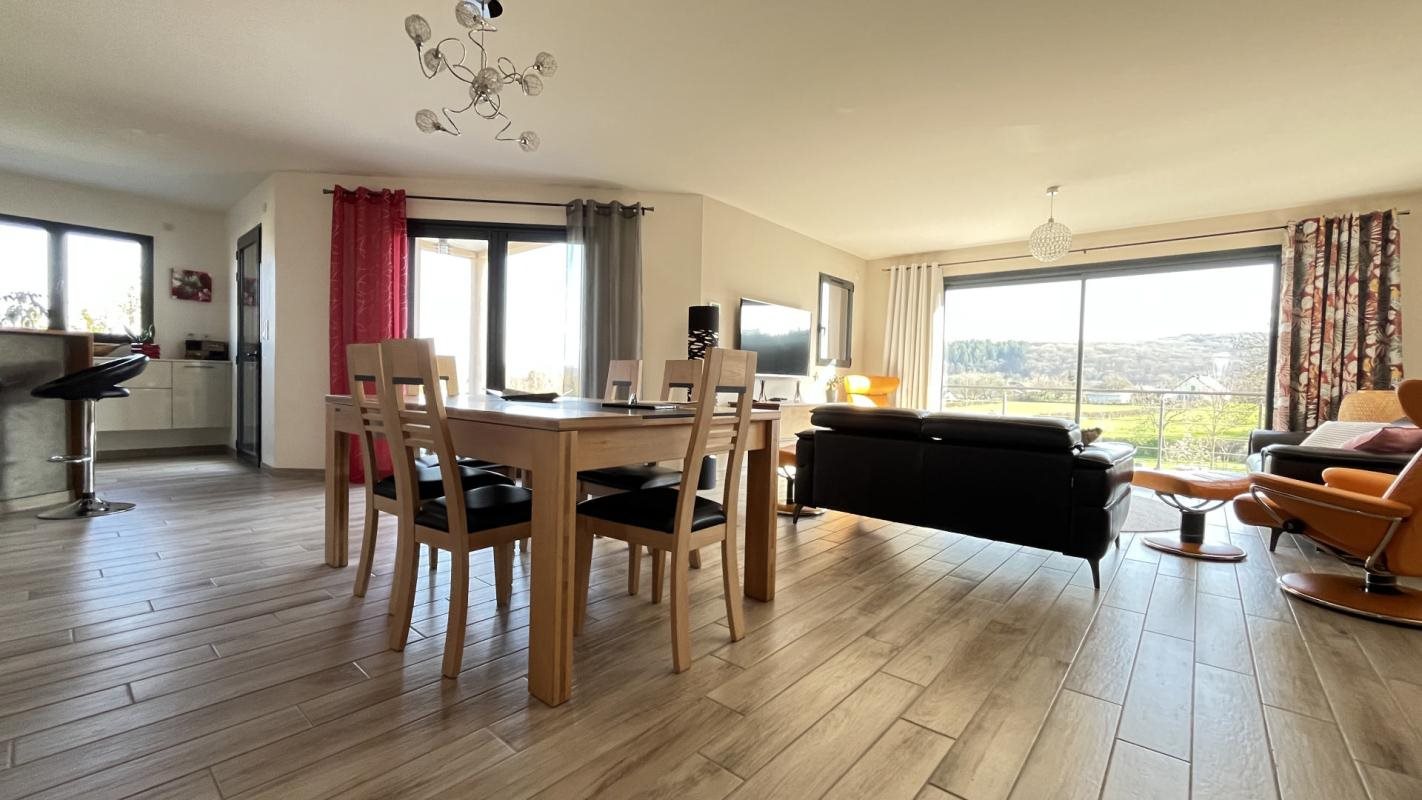 Maison à vendre, 182m², Luzy