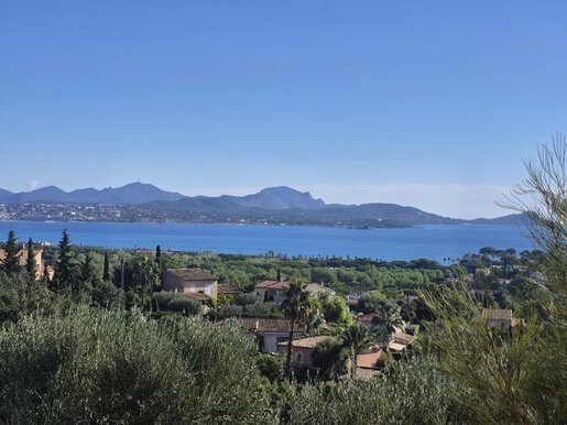 Maison 7 pièces 250 m² · à Fréjus · 250 m² · 1 490 000 €
