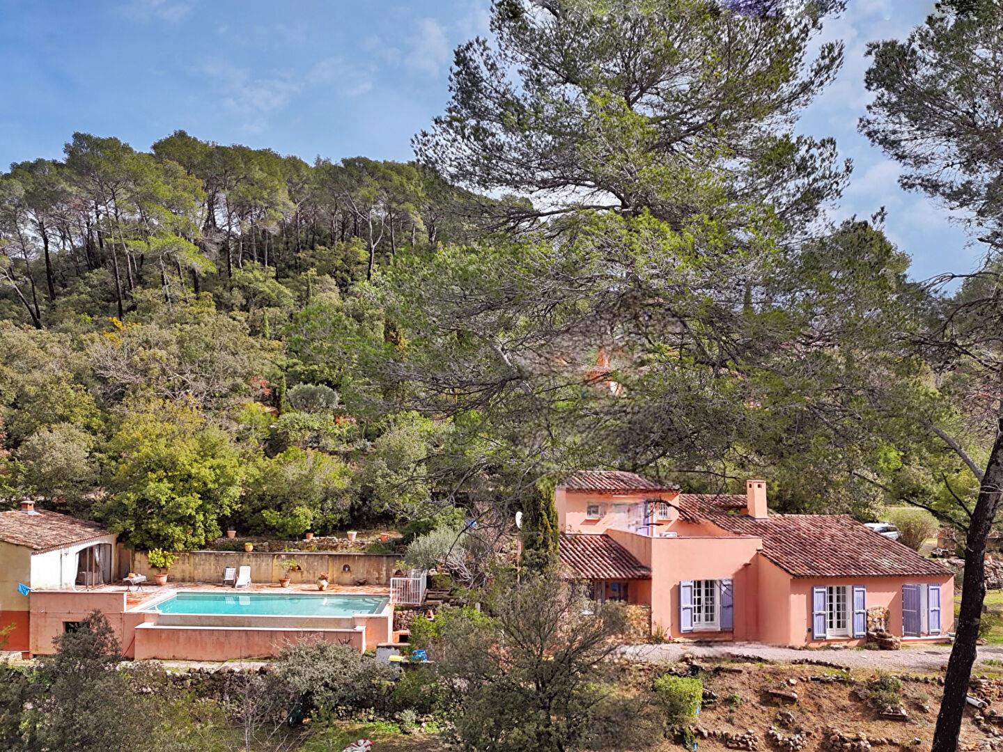 Maison à vendre, 137m², Flayosc