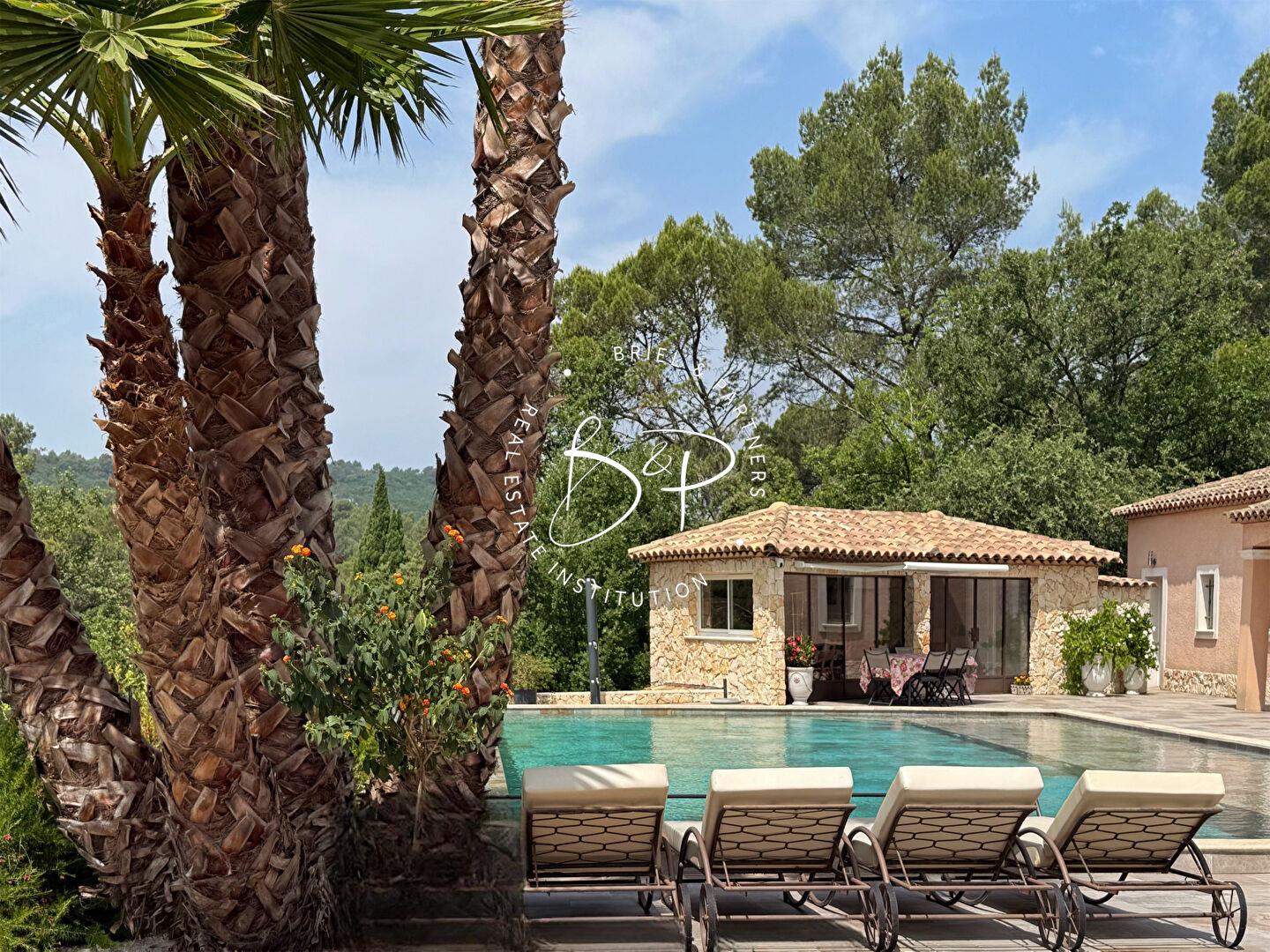 Maison à vendre, 244m², Le Thoronet