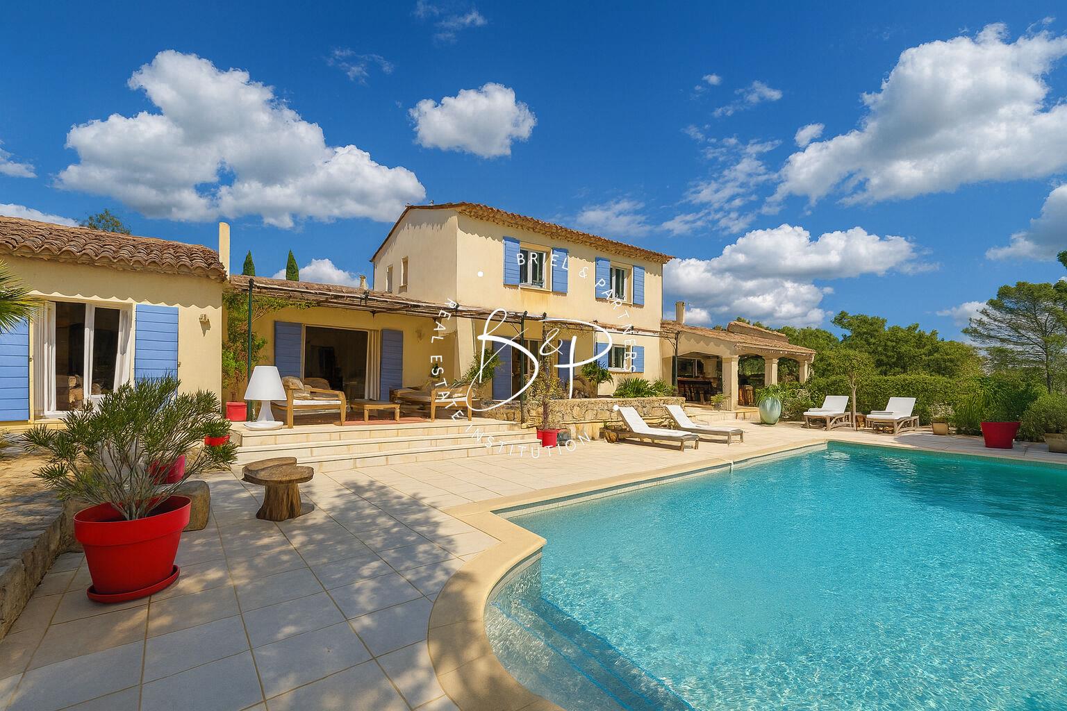 Maison à vendre, 172m², Lorgues
