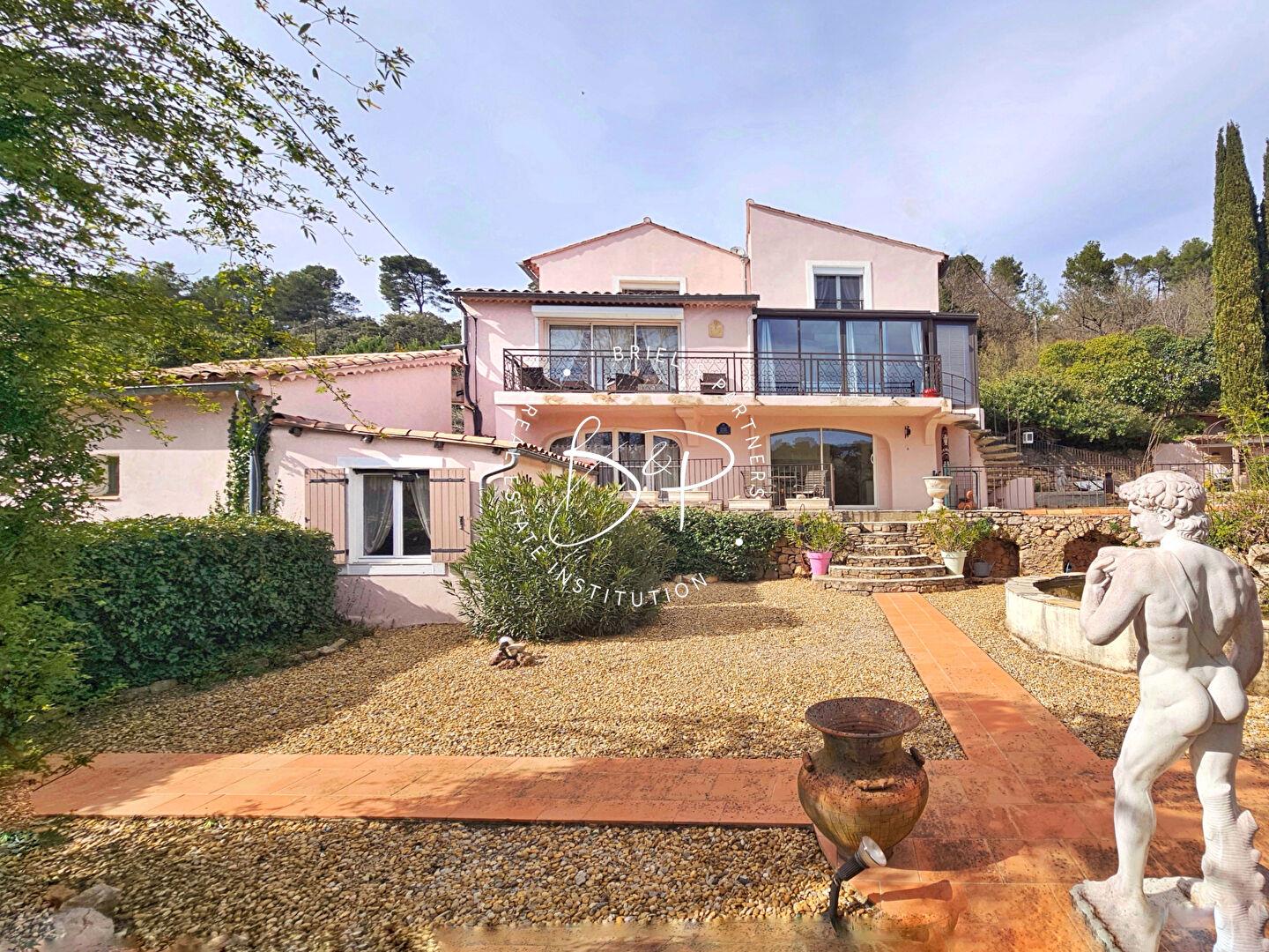 Maison à vendre, 272m², Entrecasteaux