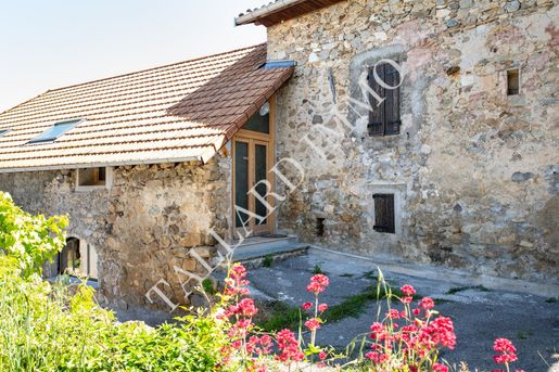 Maison 6 pièces 156 m² · à Tallard · 156 m² · 319 000 €