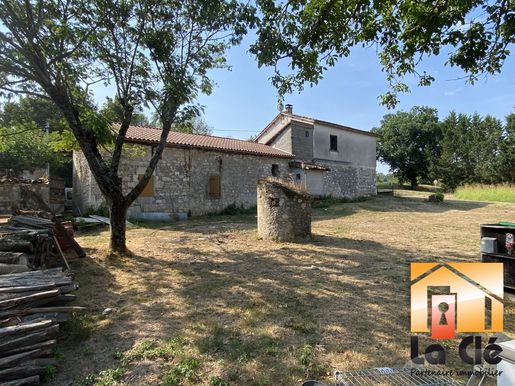 Maison 7 pièces 154 m² · à Saint-Pierre-de-Clairac · 154 m² · 148 400 €