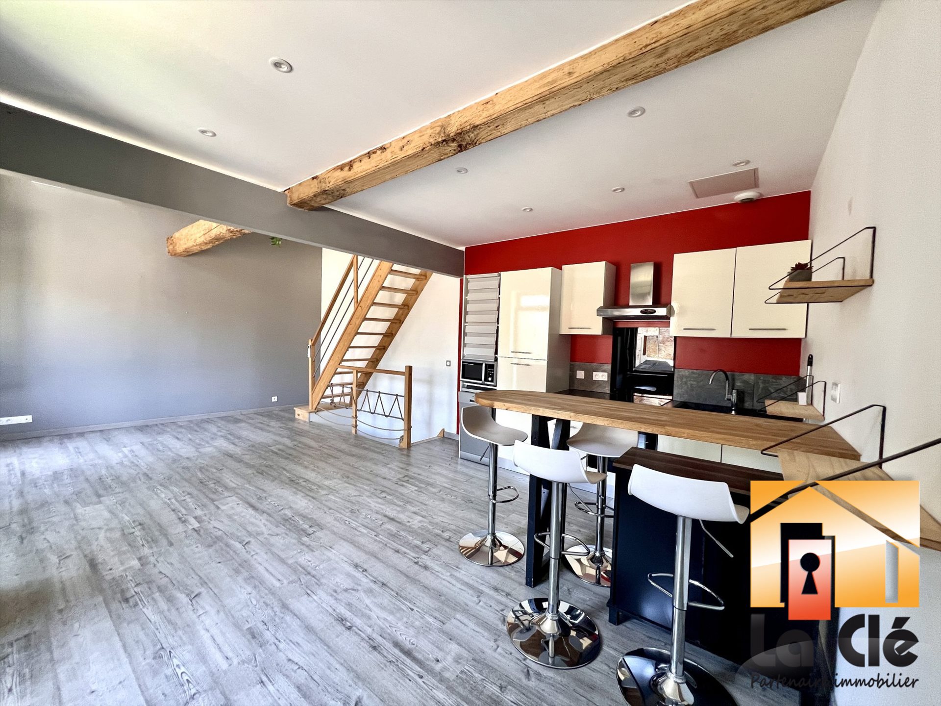 Appartement à louer, 75m², Le Passage