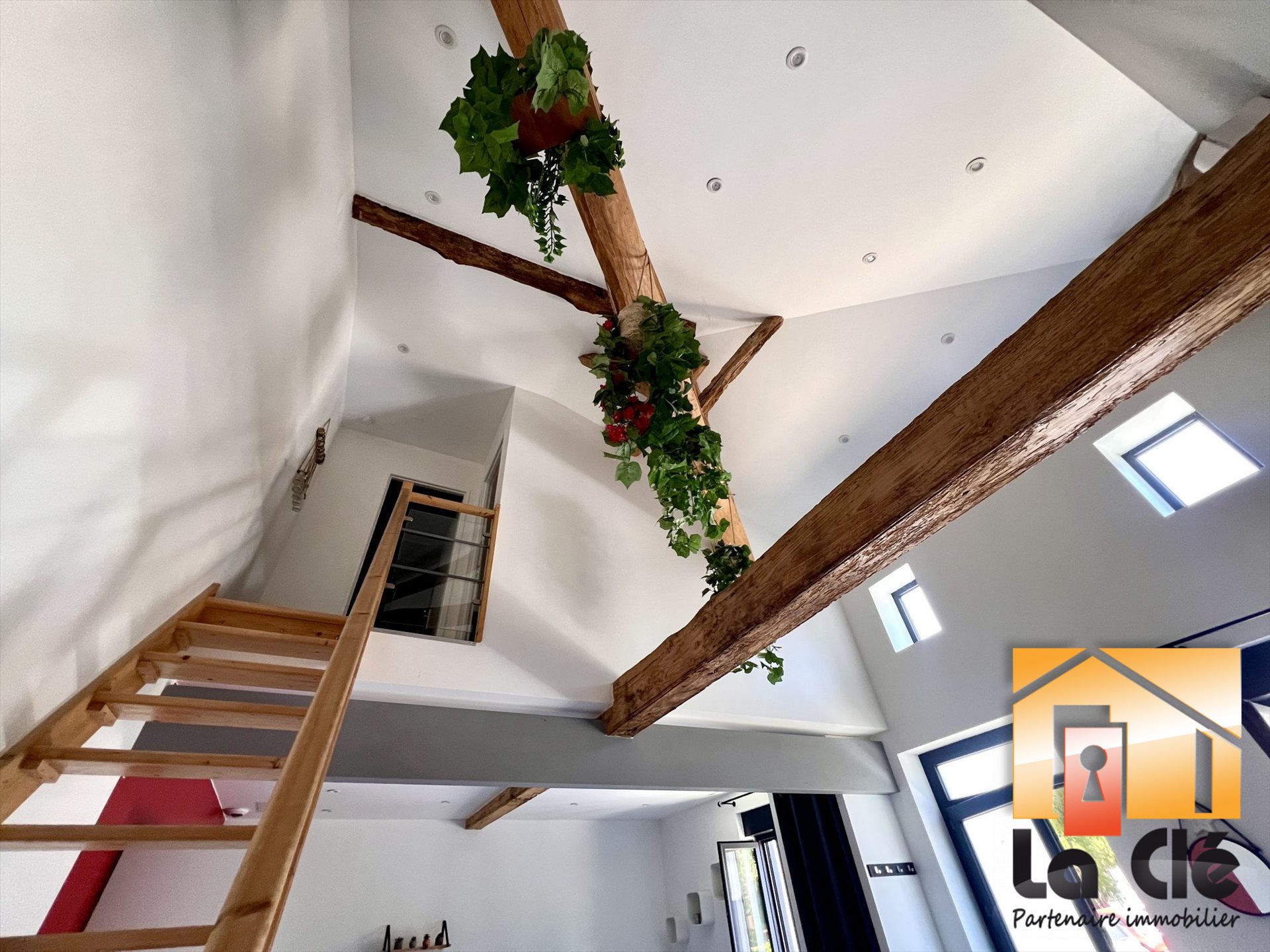 Appartement à louer, 75m², Le Passage