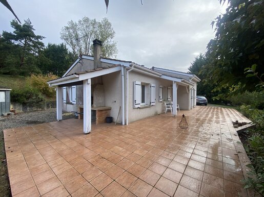 Maison 3 pièces 83 m² · à Saint-Caprais-de-Lerm · 83 m² · 177 000 €