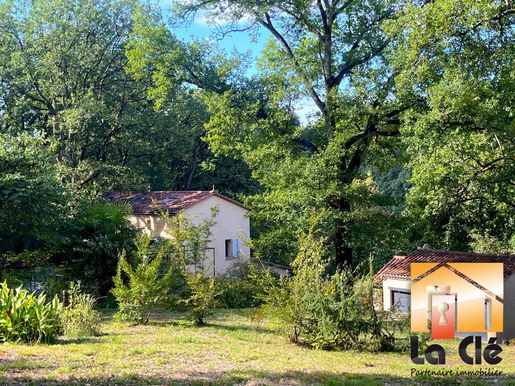 Maison 9 pièces 250 m² · à Madaillan · 250 m² · 440 000 €