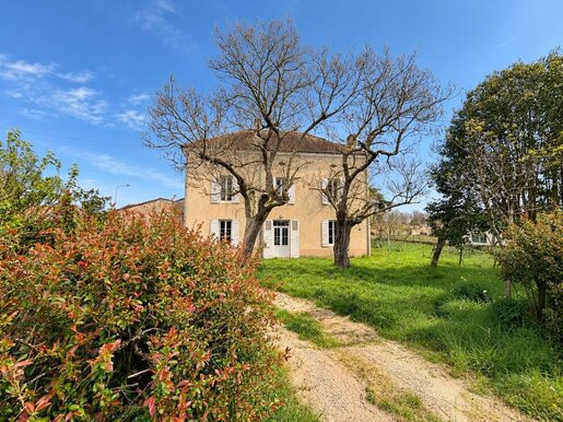Maison 5 pièces 151 m² · à Layrac · 151 m² · 179 900 €