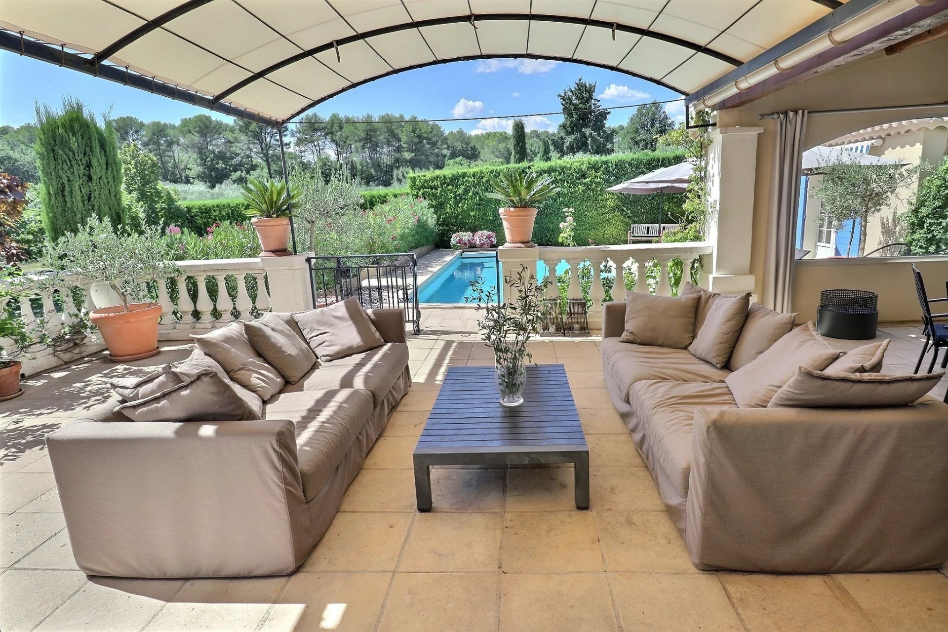 Maison à vendre, 248m², Draguignan