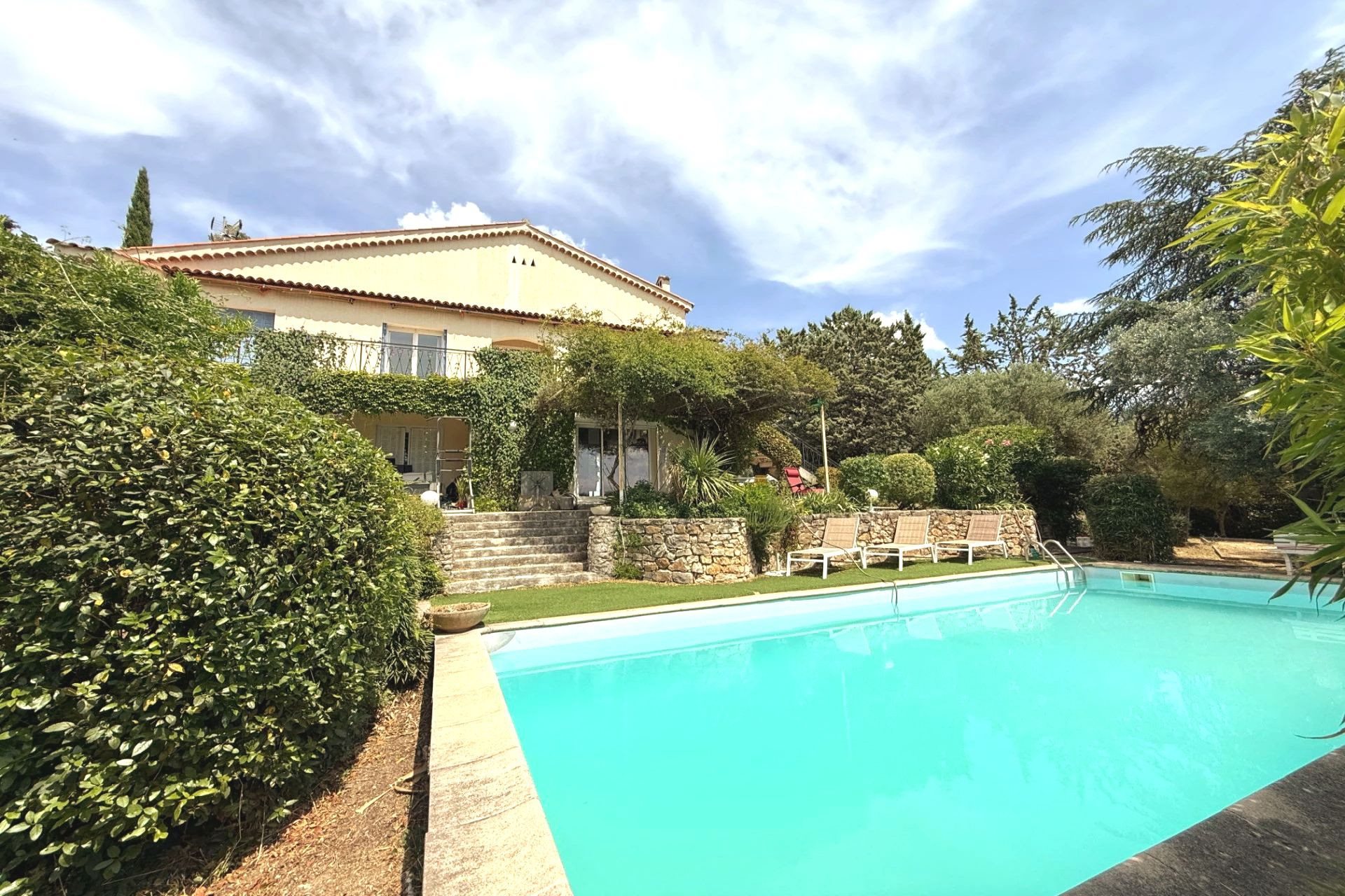 Maison à vendre, 189m², Draguignan