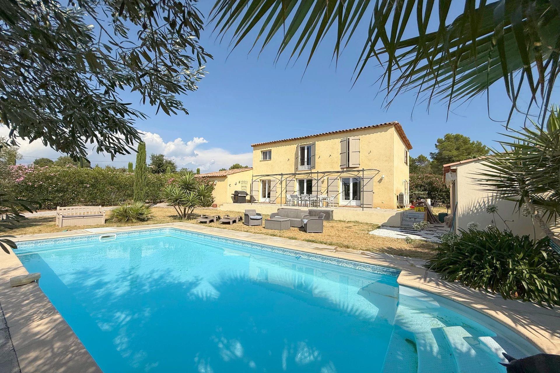 Maison à vendre, 168m², Draguignan