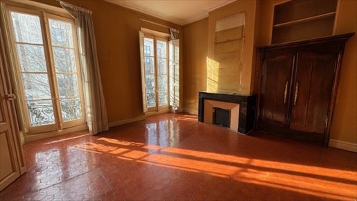 Appartement 2 pièces 83 m² · à Nîmes · 83 m² · 225 933 €