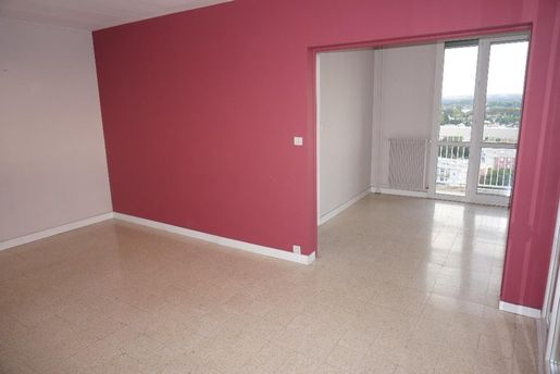 Appartement 3 pièces 81 m² · à Nîmes · 81 m² · 95 000 €
