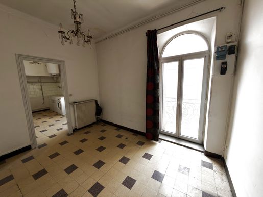 Appartement 3 pièces 56 m² · à Nîmes · 56 m² · 65 000 €