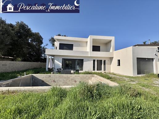 Maison 5 pièces 160 m² · à Aujargues · 160 m² · 520 000 €