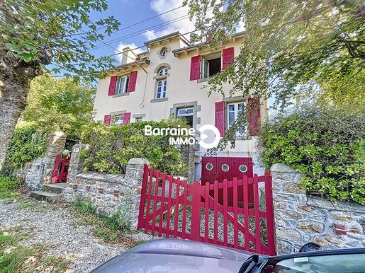 Maison 9 pièces 202 m² · à Crozon · 202 m² · 682 500 €