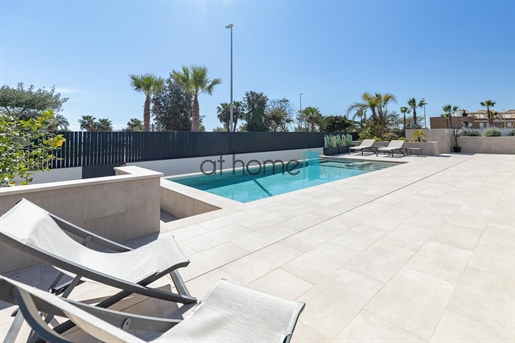 Advert pic 0