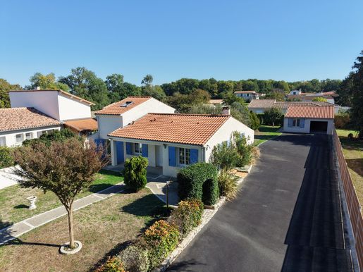 Maison 5 pièces 110 m² · à Médis · 110 m² · 294 000 €