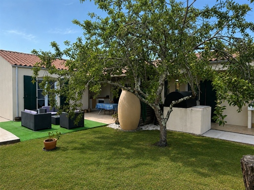 Maison 7 pièces 136 m² · à Grézac · 136 m² · 313 000 €