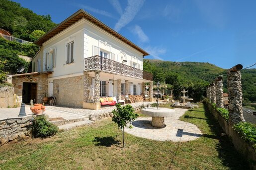 Maison 6 pièces 165 m² · à Tourrettes-sur-Loup · 165 m² · 950 000 €