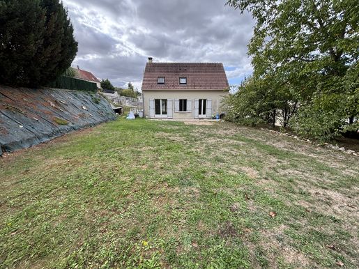 Maison 5 pièces 102 m² · à Bonneuil-en-Valois · 102 m² · 215 000 €