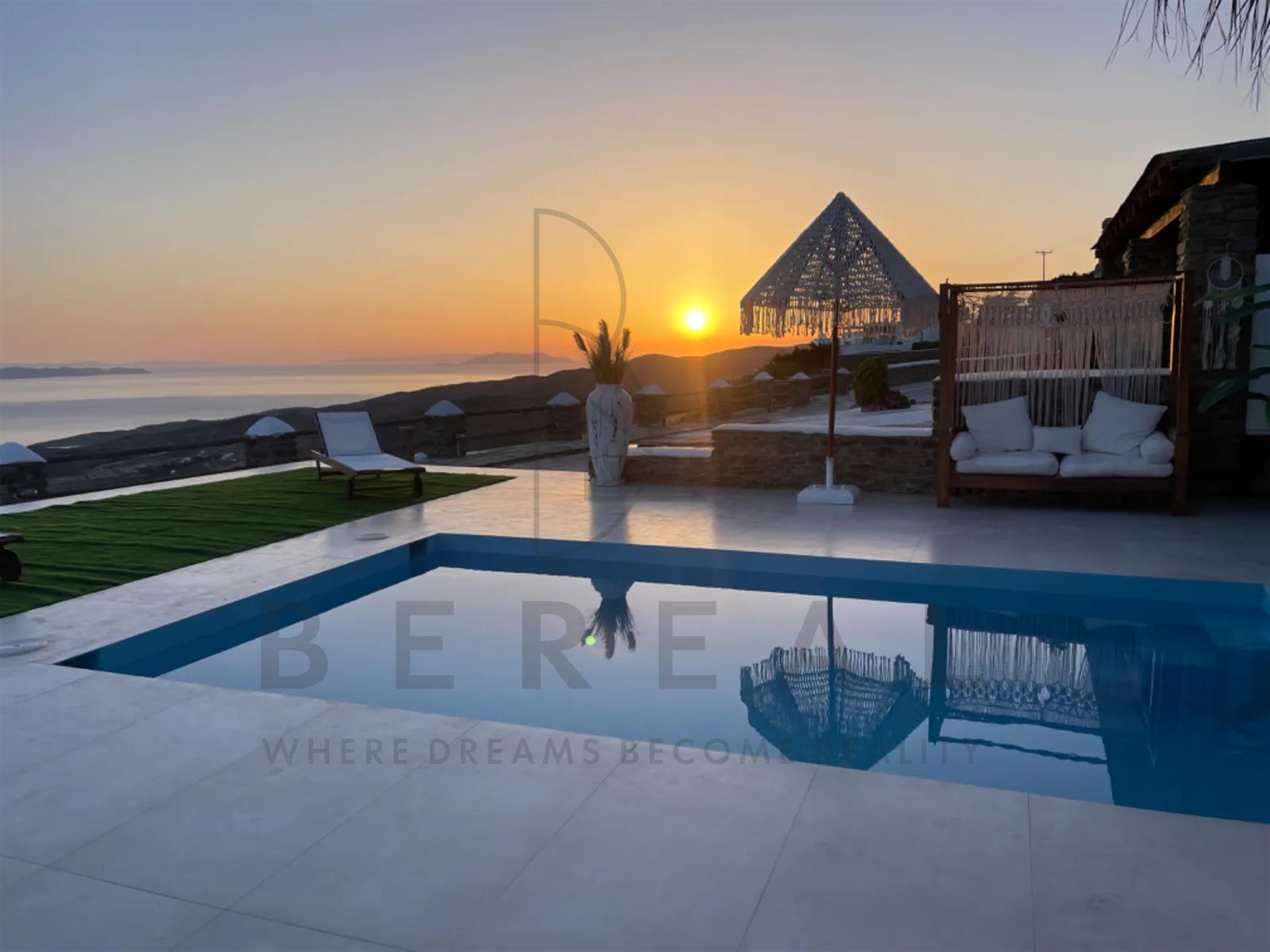 Villa with amazing view at Mikonos