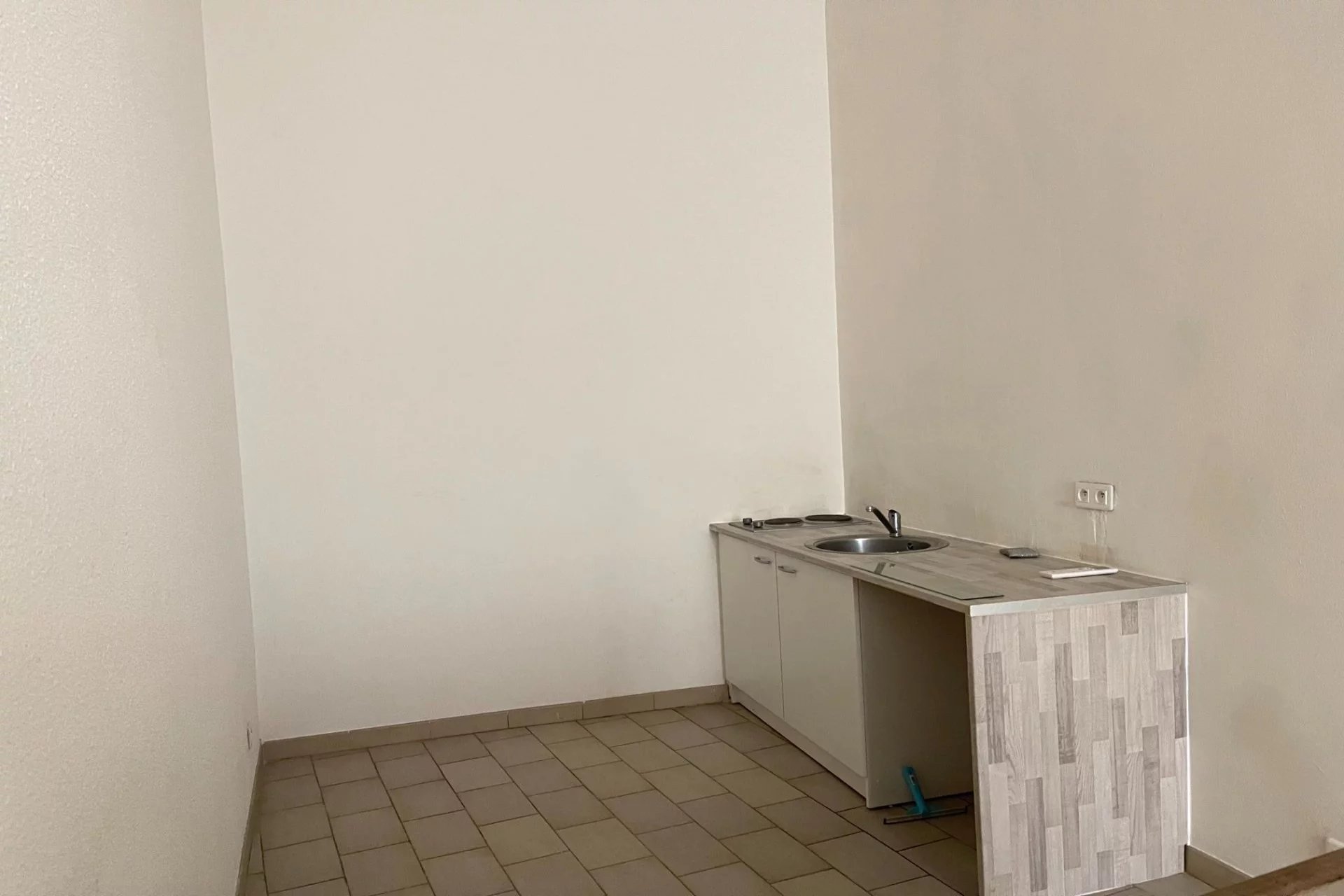 Appartement à louer, 56m², Nîmes