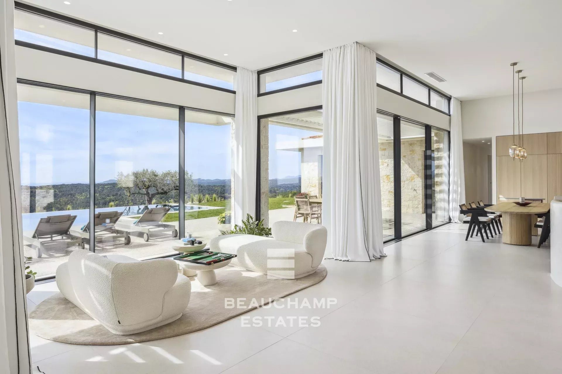 Maison à vendre, 575m², Roquefort-les-Pins