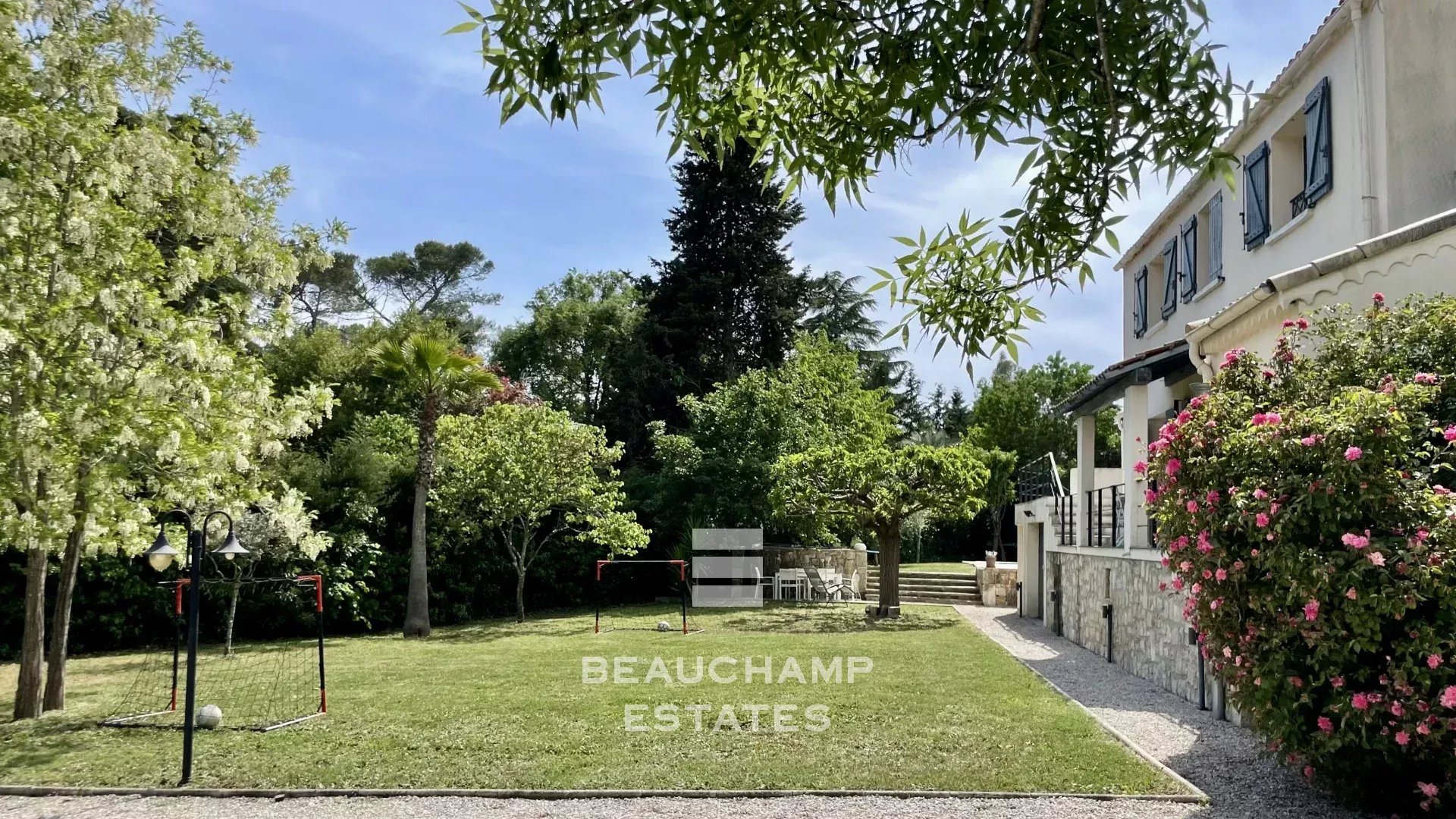 Maison à vendre, 230m², Mougins