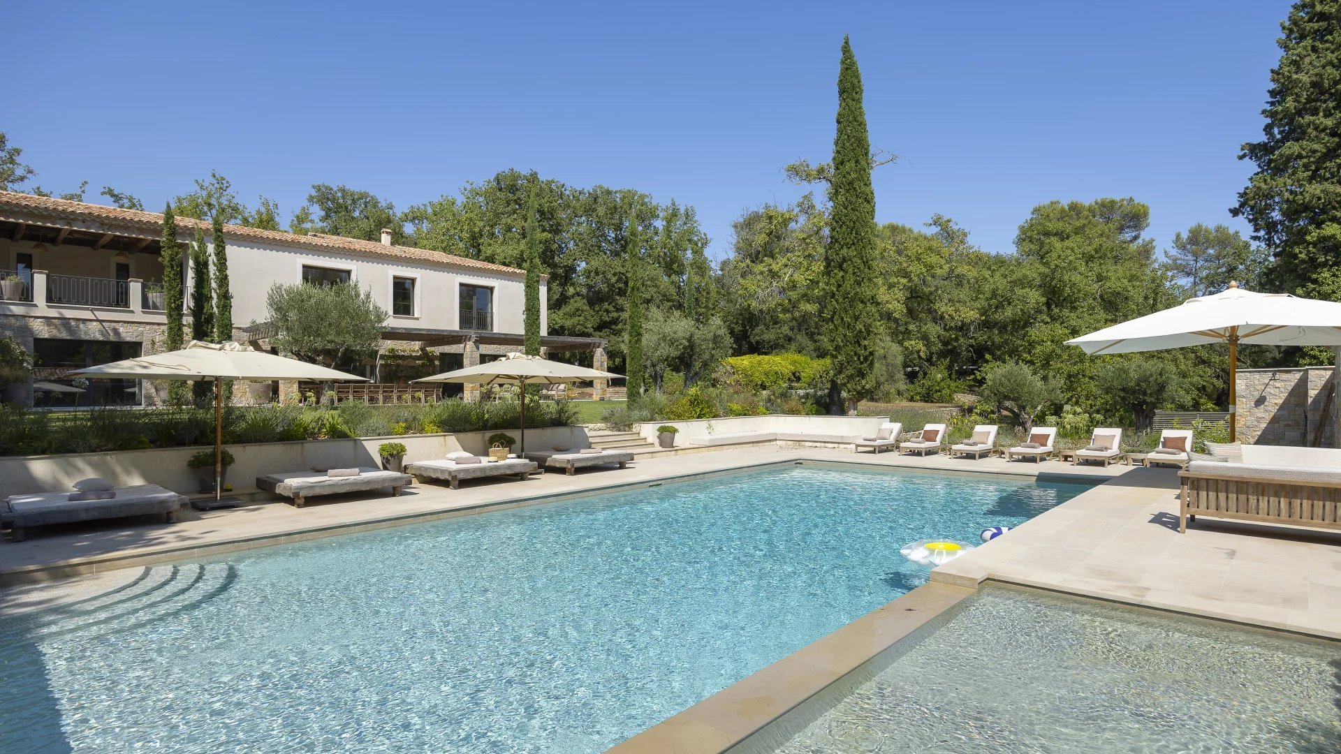 Maison à vendre, 1600m², Valbonne
