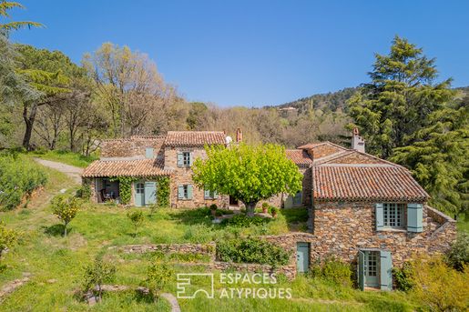 Maison 12 pièces 410 m² · à La Garde-Freinet · 410 m² · 2 790 000 €