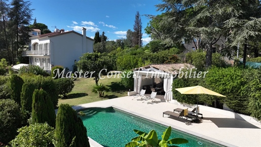 Mougins (Alpes-Maritimes)