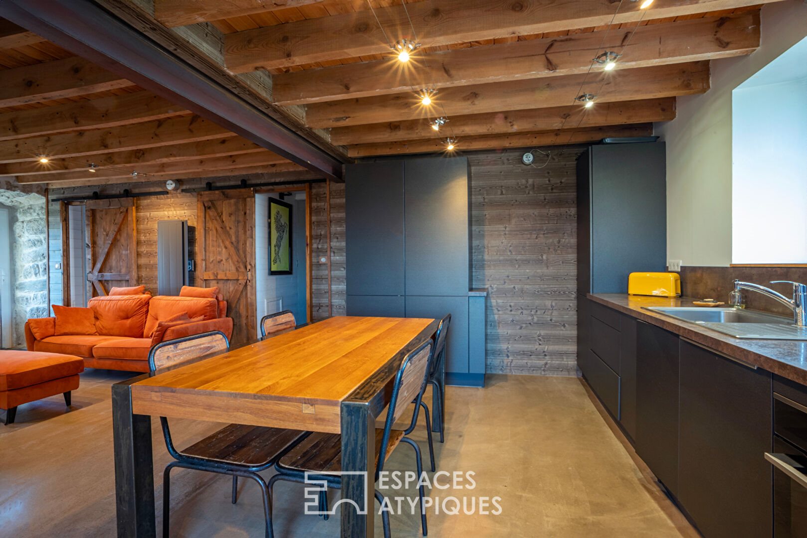 Maison à vendre, 245m², Le Lac-d'Issarlès