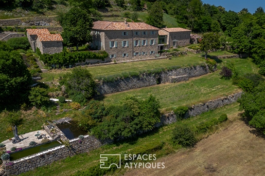 Maison 12 pièces 474 m² · à Gluiras · 474 m² · 1 400 000 €