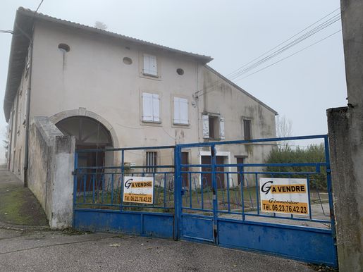 Maison 20 pièces 850 m² · à Mont-sur-Meurthe · 850 m² · 199 000 €