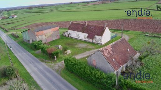 Maison 7 pièces 210 m² · à Couleuvre · 210 m² · 186 000 €