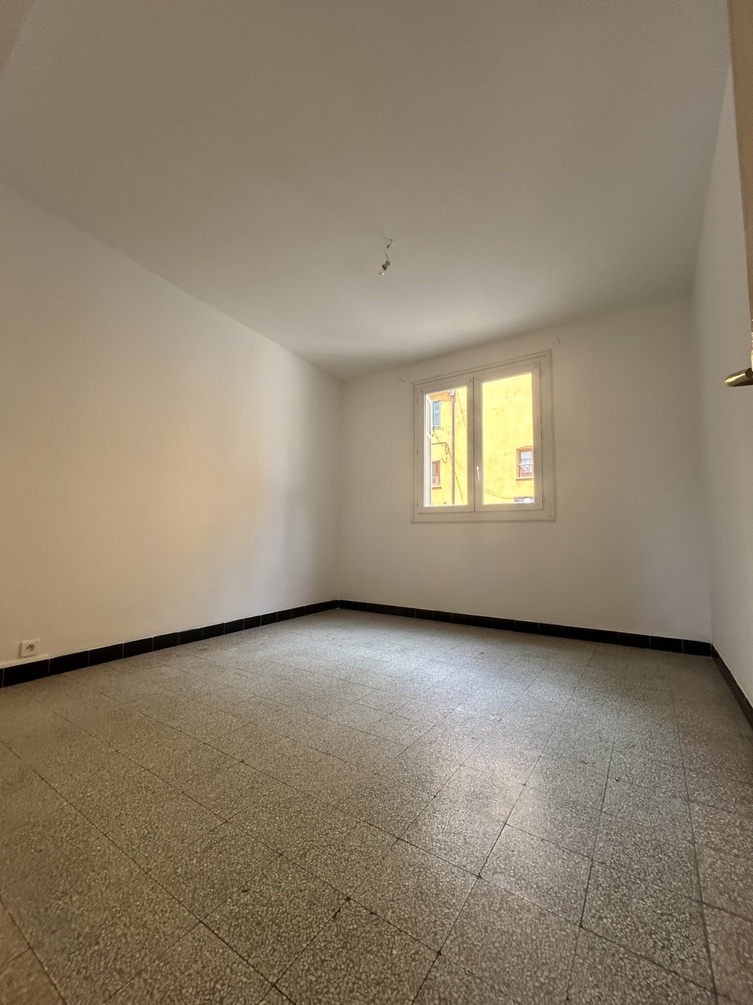 Appartement à louer, 65m², Cervione