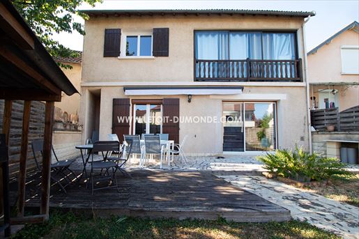 Maison 5 pièces 183 m² · à Périgueux · 183 m² · 296 800 €