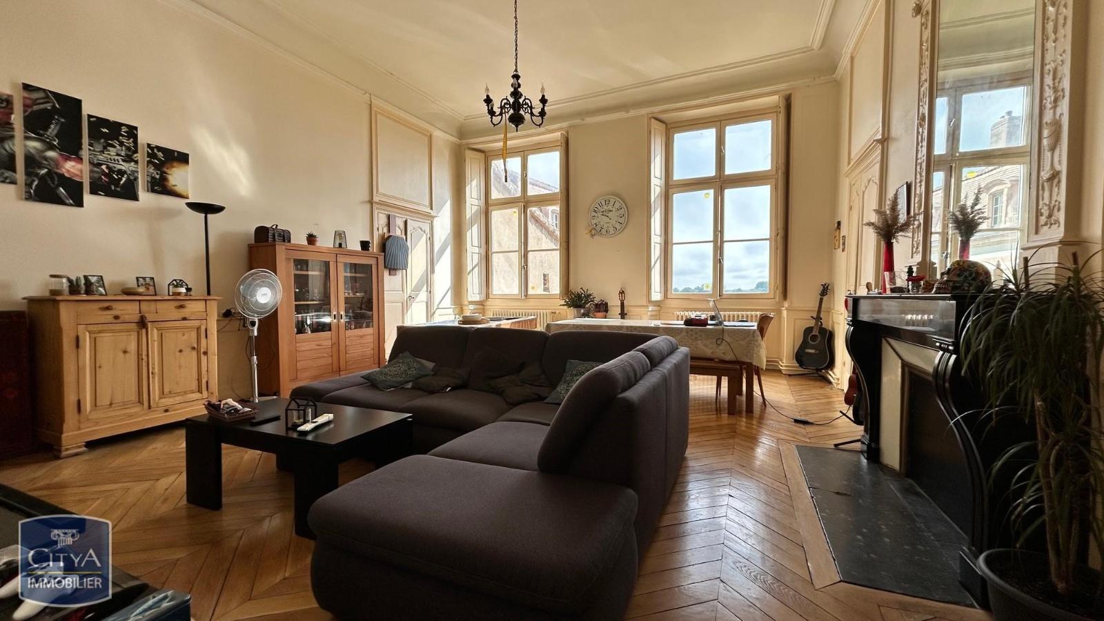Appartement à vendre, 174m², Tournus