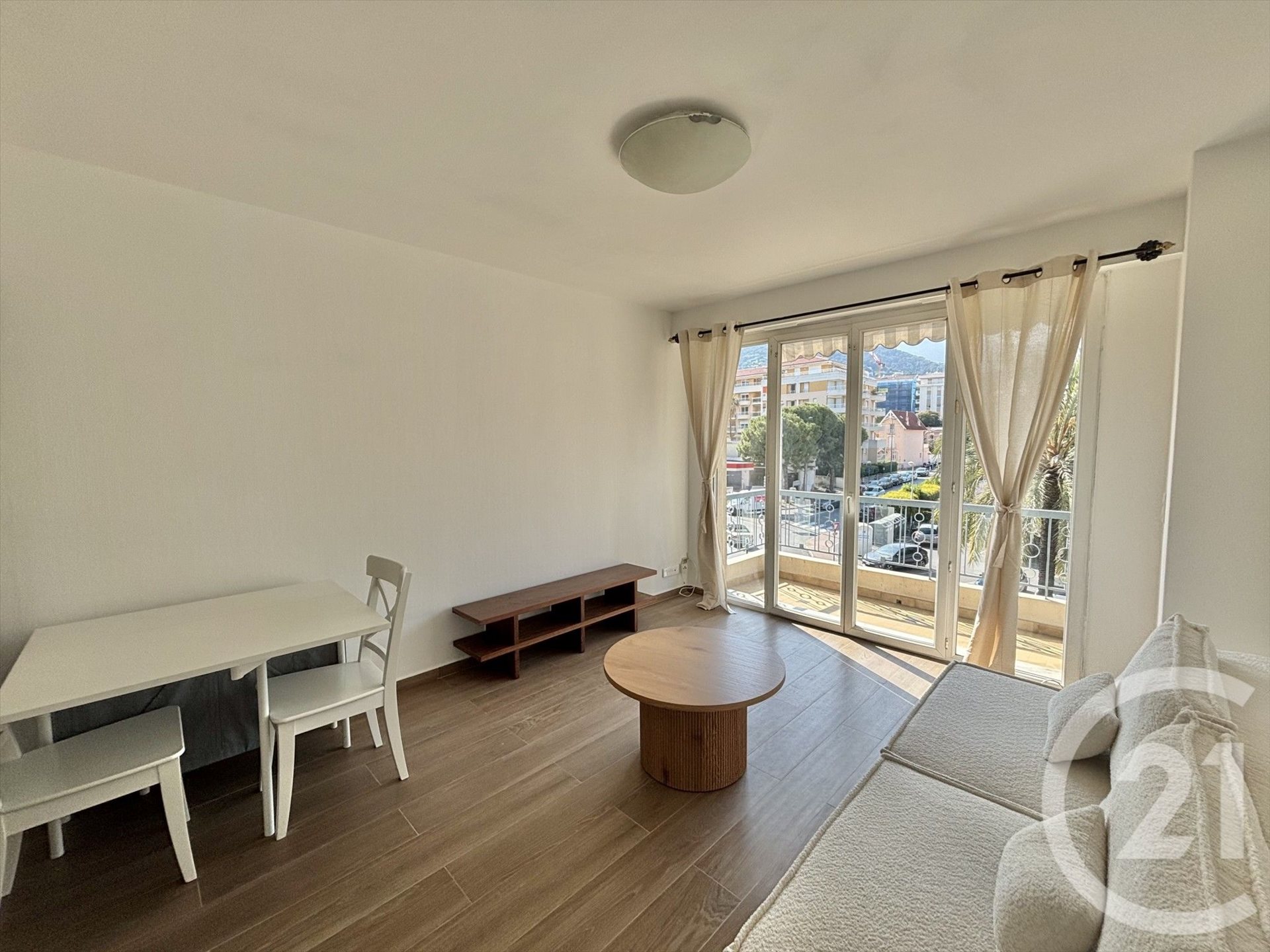 Appartement à louer, 31m², Menton