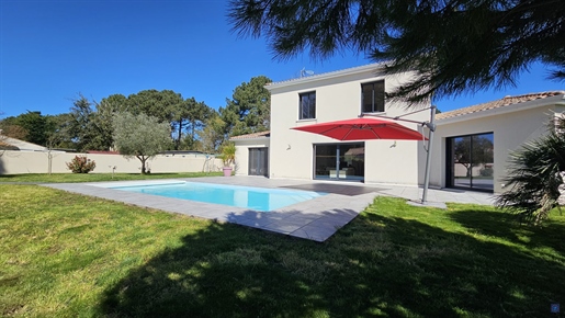 Maison 5 pièces 169 m² · à Les Mathes · 169 m² · 745 000 €