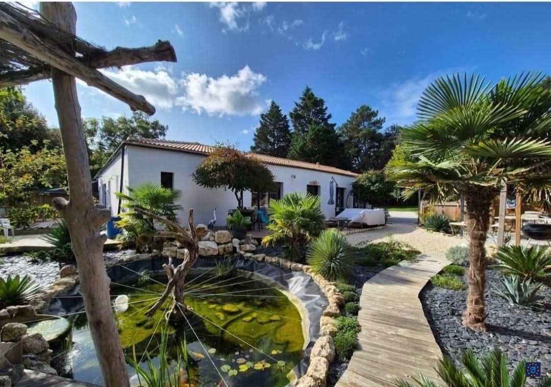 Maison à vendre, 162m², Le Grand-Village-Plage