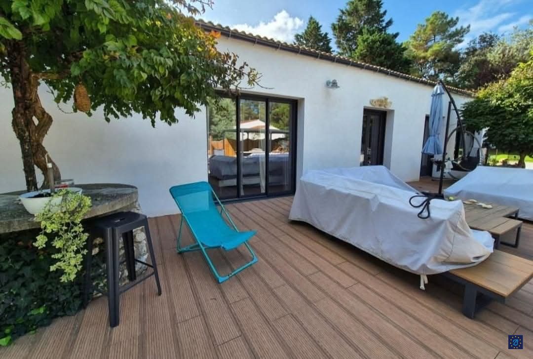 Maison à vendre, 162m², Le Grand-Village-Plage