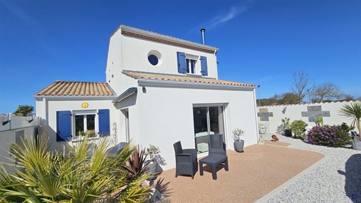 5 pièces 118 m² · à Saint-Sulpice-de-Royan · 118 m² · 399 800 €