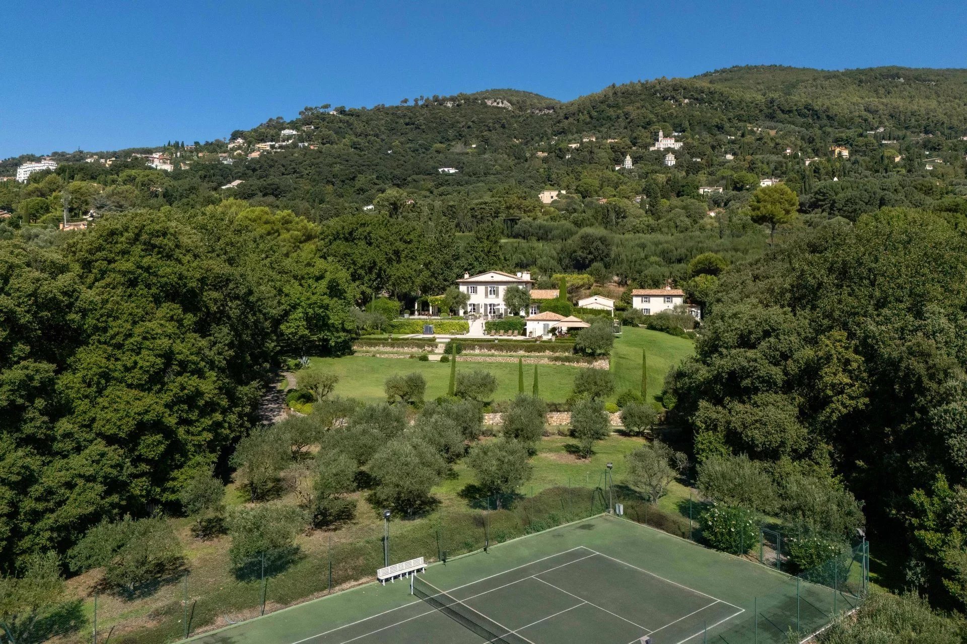 Maison à vendre, 450m², Grasse